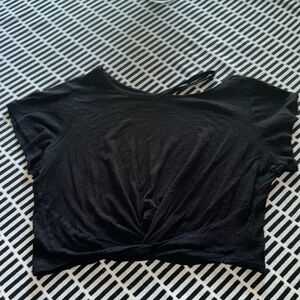 EXPRESS short sleeve black cropped tshirt